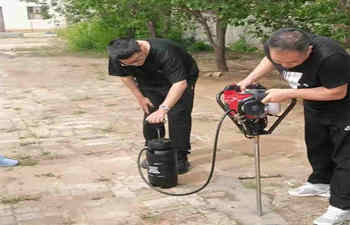 绍尔柱状岩芯取样钻机的交付